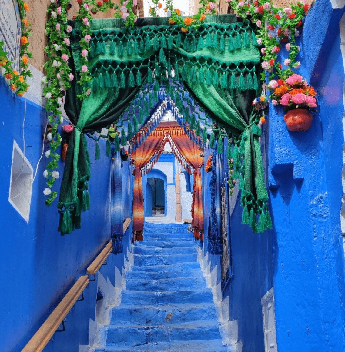 Escalera en Chefchaouen Marruecos